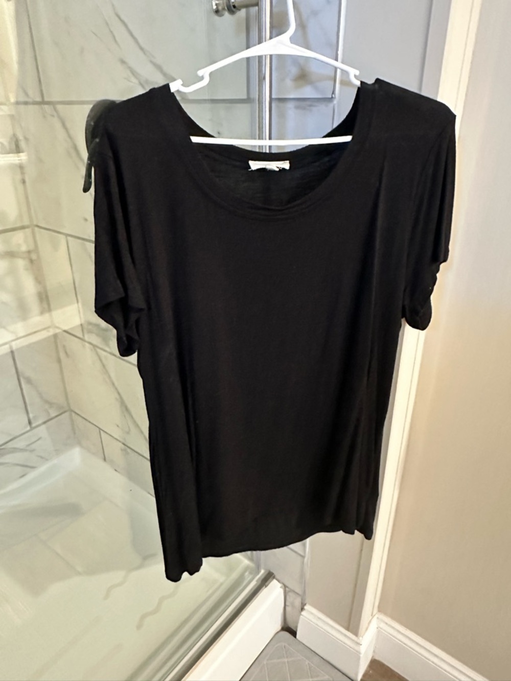 Classic Black Women's Scoop Neck Tee